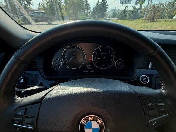 2012 BMW 5 серии 520i VI (F10/F11/F07), чёрный, 1690000 рублей - вид 13