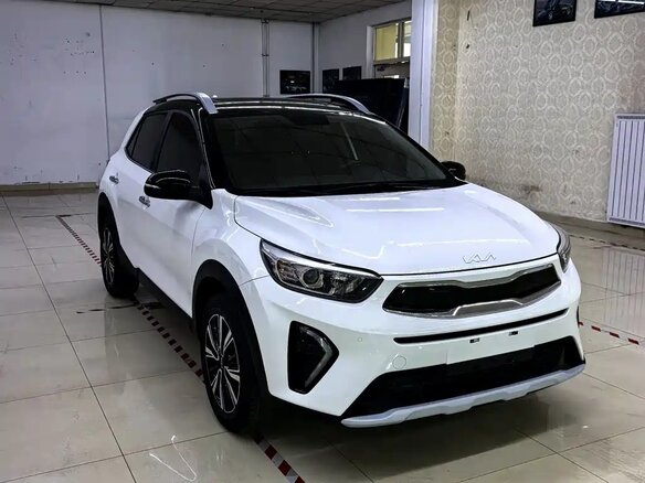 2021 Kia KX1, белый, 1320000 рублей - вид 2