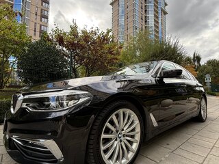 2018 BMW 5 серии 530i xDrive VII (G30/G31/G38), чёрный, 3790000 рублей, вид 2
