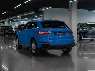 2023 Audi Q3 45 TFSI II (F3), синий, 3900000 рублей, вид 4