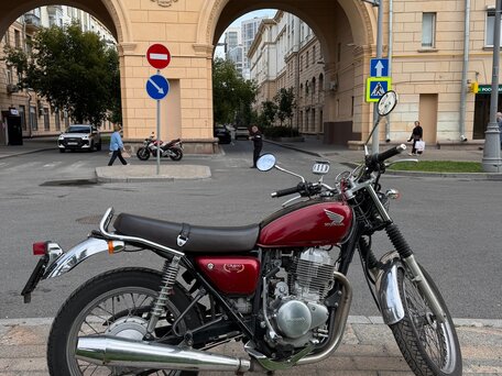 2006 Honda CB 400SS, красный, 380000 рублей, вид 4