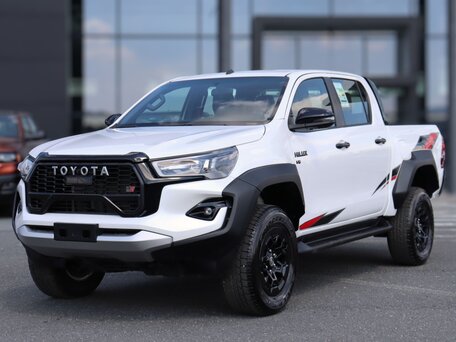 Toyota Hilux VIII Рестайлинг 3
