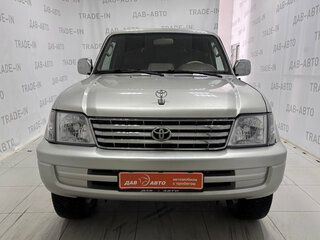 2001 Toyota Land Cruiser Prado 90 Series Рестайлинг, серебристый, 1400000 рублей, вид 2