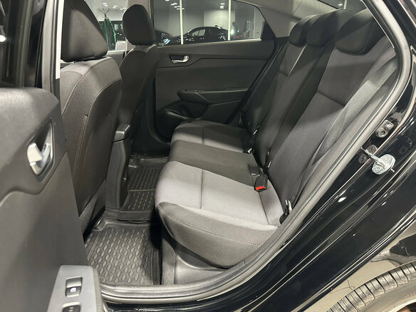2020 Hyundai Solaris II Рестайлинг, чёрный, 1663000 рублей - вид 12