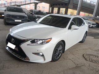 2018 Lexus ES 200 VI Рестайлинг, белый, 2285225 рублей, вид 2