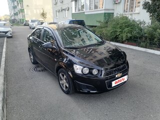 2013 Chevrolet Aveo II, чёрный, 595000 рублей, вид 4