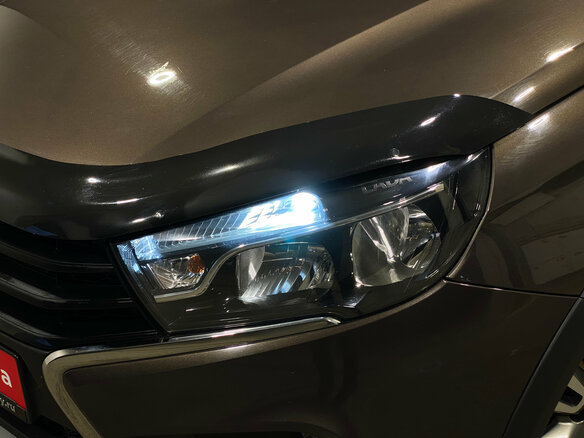 2020 Lada (ВАЗ) Vesta SW Cross I, коричневый, 1070000 рублей - вид 8