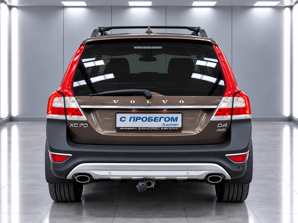2015 Volvo XC70 II Рестайлинг, коричневый - вид 2