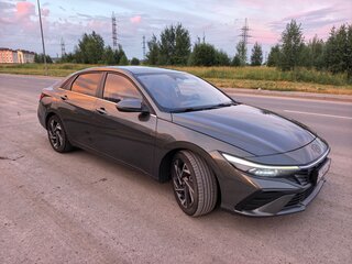 2023 Hyundai Elantra VII (CN7) Рестайлинг, серый, 1760000 рублей, вид 2