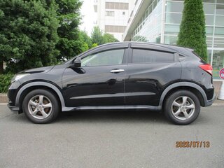 2020 Honda Vezel I Рестайлинг, чёрный, 1476000 рублей, вид 3