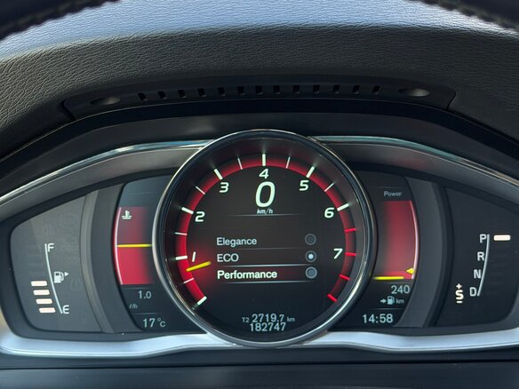 2013 Volvo S60 II Рестайлинг, голубой, 1700000 рублей - вид 14