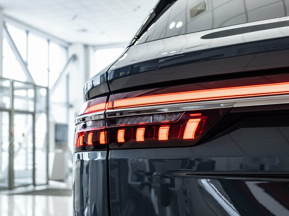 2026 Geely Monjaro I, серый, 4954990 рублей - вид 33
