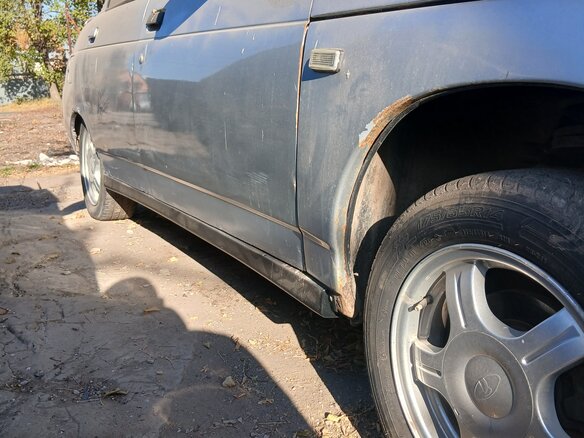 2004 Lada (ВАЗ) 2110, серебристый, 120000 рублей - вид 2