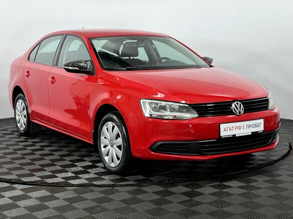 2012 Volkswagen Jetta VI, красный, 1000000 рублей - вид 3