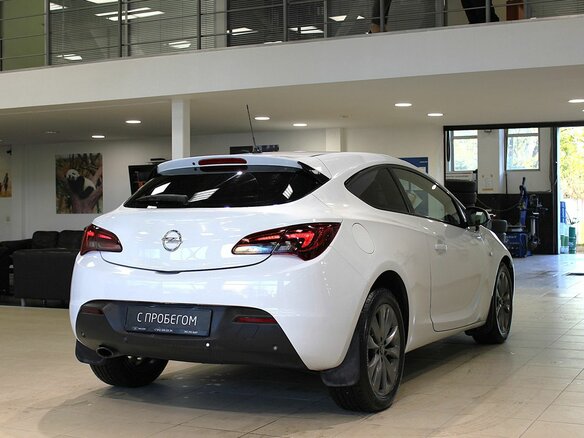 2012 Opel Astra GTC J Рестайлинг, белый - вид 6