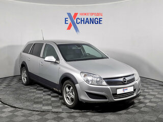 2011 Opel Astra H Рестайлинг, серебристый, 349000 рублей, вид 2