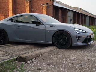 2018 Toyota GT86 I Рестайлинг, серый, 3100000 рублей, вид 2