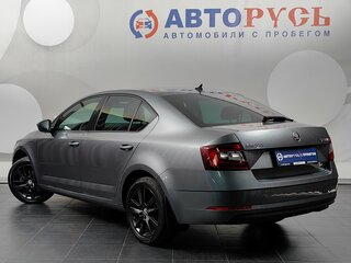 2018 Skoda Octavia III (A7) Рестайлинг, серый, 1747000 рублей, вид 2