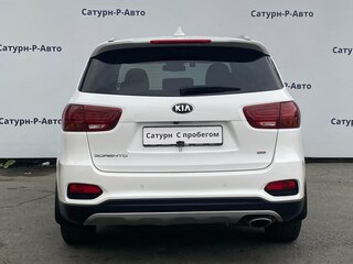 2019 Kia Sorento III Prime Рестайлинг, белый, 2570000 рублей, вид 5