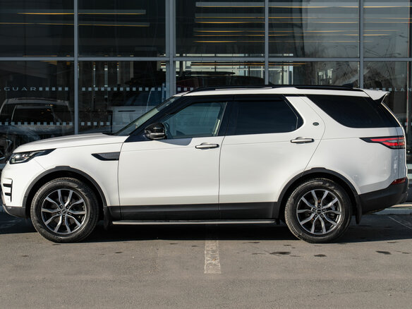 2018 Land Rover Discovery V, белый, 3830000 рублей - вид 4