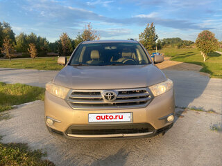 2012 Toyota Highlander II (XU40) Рестайлинг, бежевый, 1750000 рублей, вид 1