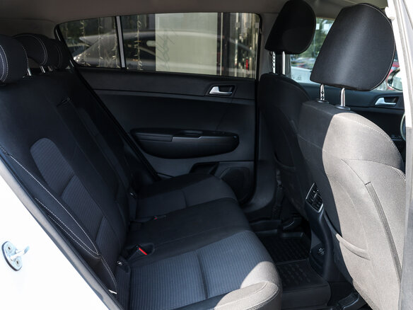 2018 Kia Sportage IV Рестайлинг, белый - вид 11