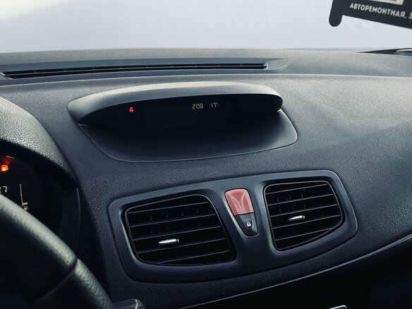 2010 Renault Fluence I, чёрный, 520000 рублей - вид 11