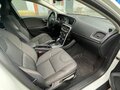 2017 Volvo V40 Cross Country I Рестайлинг, белый, 1850000 рублей - вид 4
