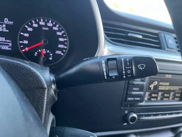 2020 Kia Rio IV Рестайлинг, красный, 1579000 рублей - вид 16