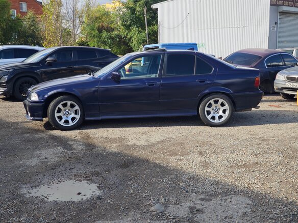 1993 BMW 3 серии 316i III (E36), синий, 550000 рублей - вид 6