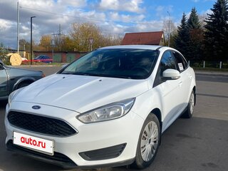 2017 Ford Focus III Рестайлинг, белый, 820000 рублей, вид 1