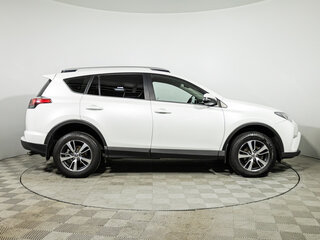 2018 Toyota RAV4 IV (XA40) Рестайлинг, белый, 1949700 рублей, вид 4