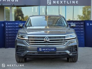 2025 Volkswagen Touareg III Рестайлинг, серый, 7990000 рублей, вид 3