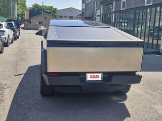 2025 Tesla Cybertruck All-wheel Drive, серебристый, 16100750 рублей, вид 4