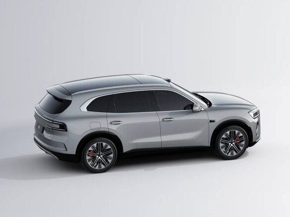 2026 Zeekr 8X 70 kWh, серебристый, 12250000 рублей - вид 3