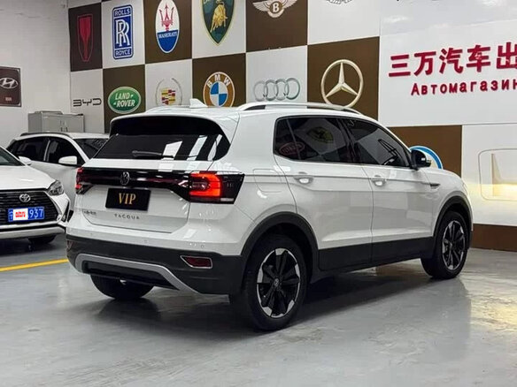 2023 Volkswagen Tacqua, белый, 1400000 рублей - вид 3