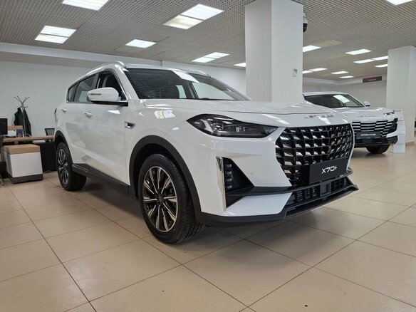 2026 Jetour X70+ I Рестайлинг, белый, 3399000 рублей - вид 6