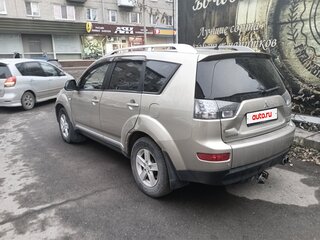 2008 Mitsubishi Outlander II, бежевый, 930000 рублей, вид 5