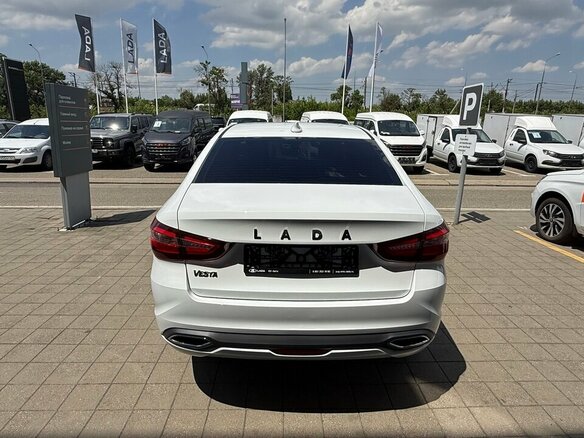 2026 Lada (ВАЗ) Vesta I Рестайлинг (NG), белый, 1685000 рублей - вид 5