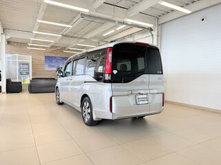 2016 Honda Stepwgn V, серый, 1899000 рублей, вид 4
