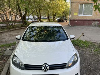 2011 Volkswagen Golf VI, белый, 720000 рублей, вид 1