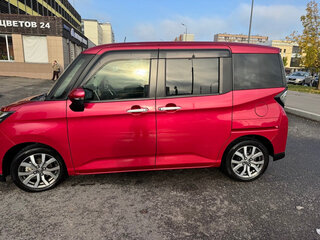 2020 Toyota Tank I, красный, 1249000 рублей, вид 4