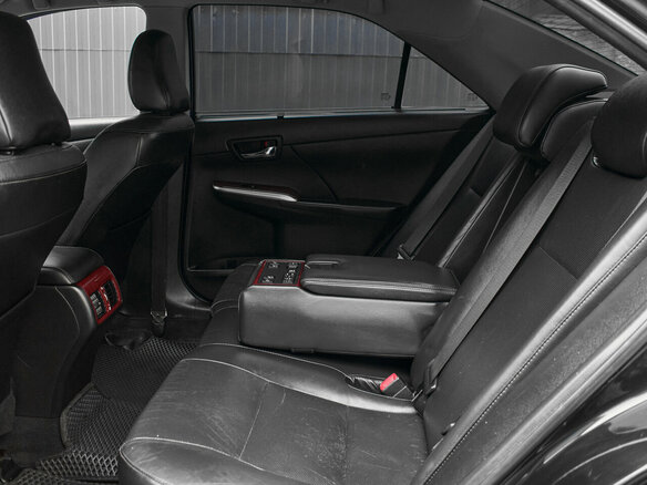 2013 Toyota Camry VII (XV50), чёрный, 1720000 рублей - вид 24