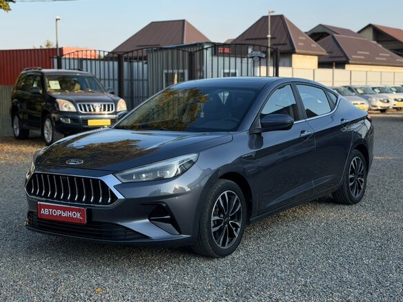 2023 JAC J7 I, серый, 1150000 рублей - вид 2