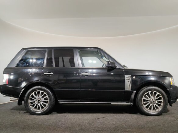 2010 Land Rover Range Rover Supercharged III Рестайлинг 2, чёрный, 1630000 рублей - вид 3