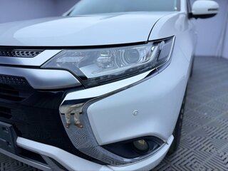 2022 Mitsubishi Outlander III Рестайлинг 3, белый, 2290000 рублей, вид 5