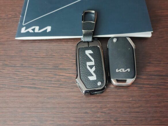 2021 Kia Carnival IV, серый, 3680000 рублей - вид 9
