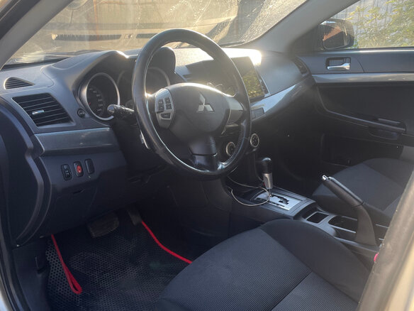 2007 Mitsubishi Lancer X, бежевый - вид 7