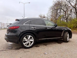 2012 Infiniti FX37 II (S51) Рестайлинг, чёрный, 1980000 рублей, вид 4
