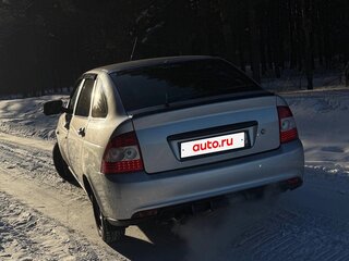 2014 Lada (ВАЗ) Priora I Рестайлинг, серебристый, 450000 рублей, вид 3